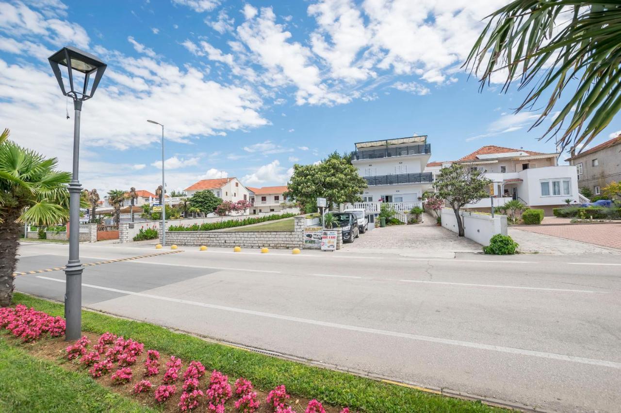 Apartments And Rooms Mare Vodice Exterior photo