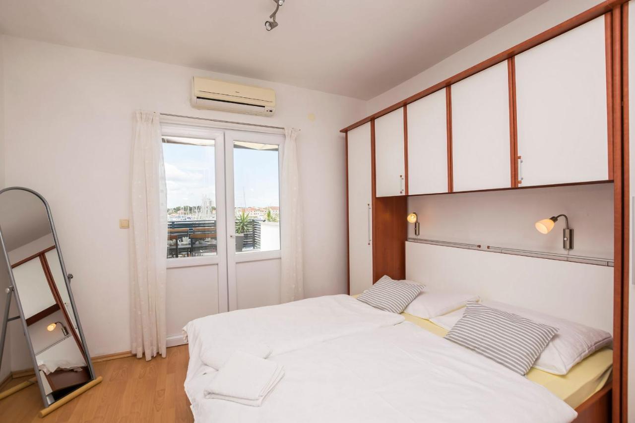 Apartments And Rooms Mare Vodice Exterior photo