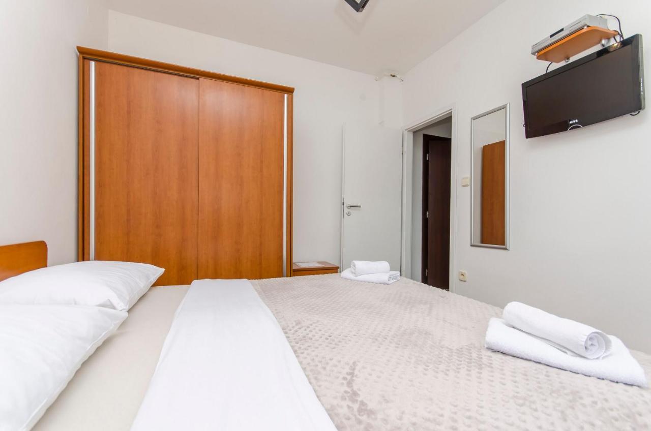 Apartments And Rooms Mare Vodice Exterior photo
